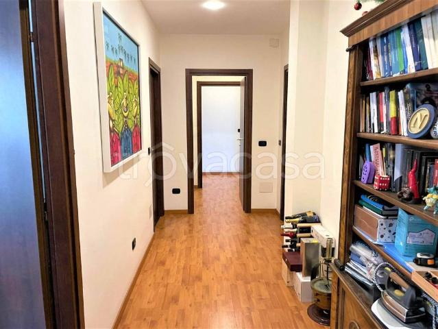 Quadrilocale in vendita a Milano viale Murillo, 33, San Siro
