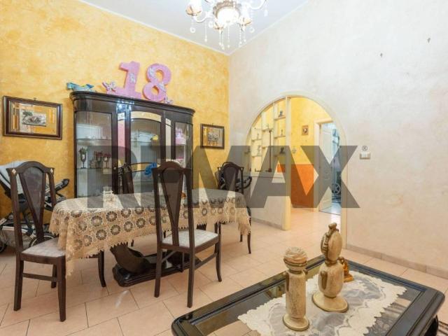 Quadrilocale in vendita a Misterbianco via Pisa, 19