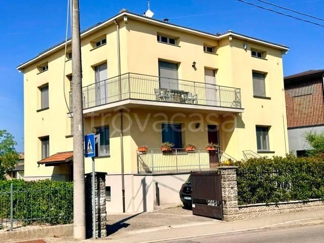 Quadrilocale in vendita a Montechiarugolo via Solari, 5