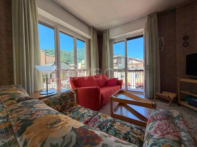 Quadrilocale in vendita a Morbegno viale Stelvio, 64
