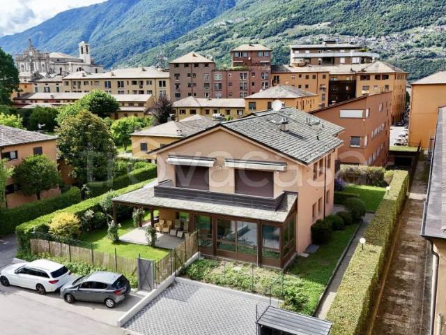 Quadrilocale in vendita a Morbegno