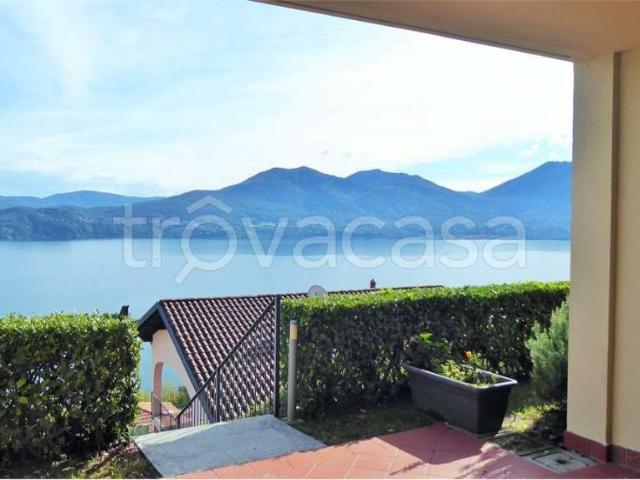 Quadrilocale in vendita a Oggebbio strada aldo li Gobbi, 45