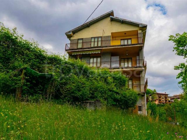 Quadrilocale in vendita a Oltre il Colle via Teggiolo, Zorzone