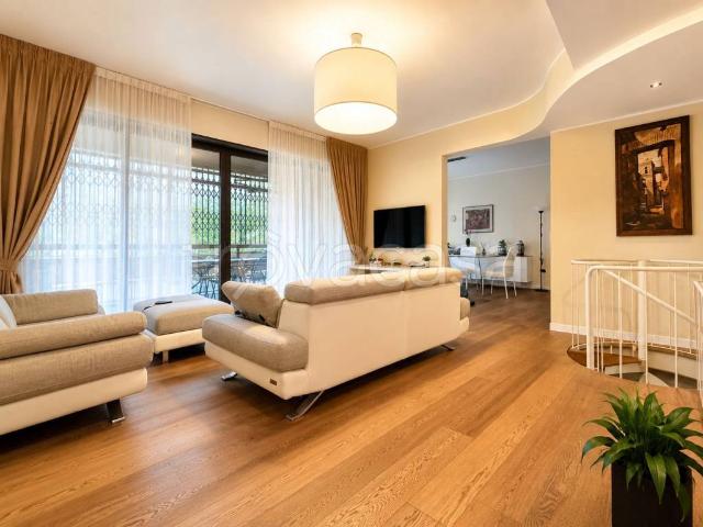 Quadrilocale in vendita a Basiglio, Milano 3