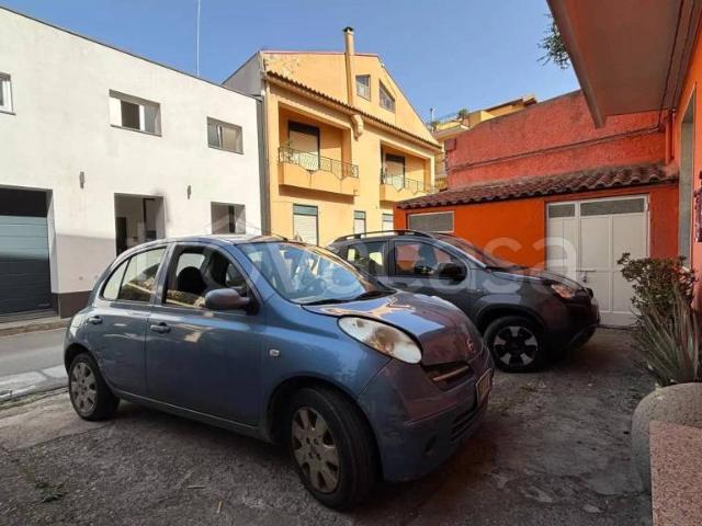 Quadrilocale in vendita a Barcellona Pozzo di Gotto via Giuseppe Parini, 78