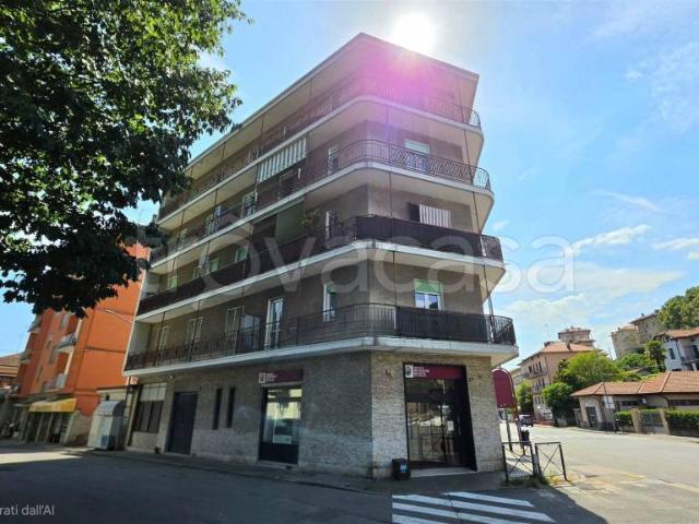 Quadrilocale in vendita a Biella strada Campagnè, 2