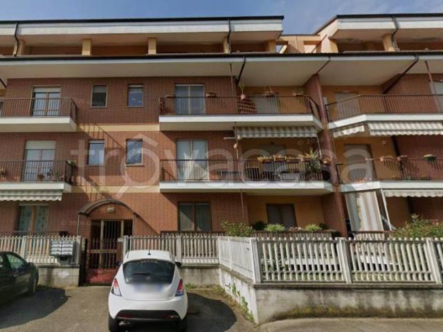 Quadrilocale in vendita a Bra via Cacciatori delle Alpi