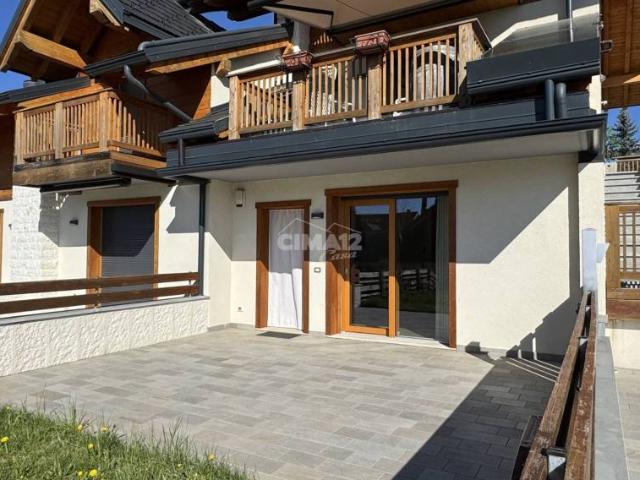 Quadrilocale in vendita a Canove di Roana via Cima 12, 4, Canove Di Roana