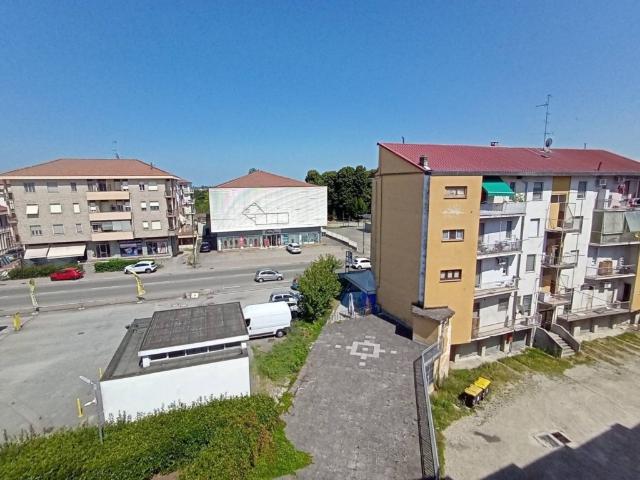 Quadrilocale in vendita a Casale Monferrato via morello