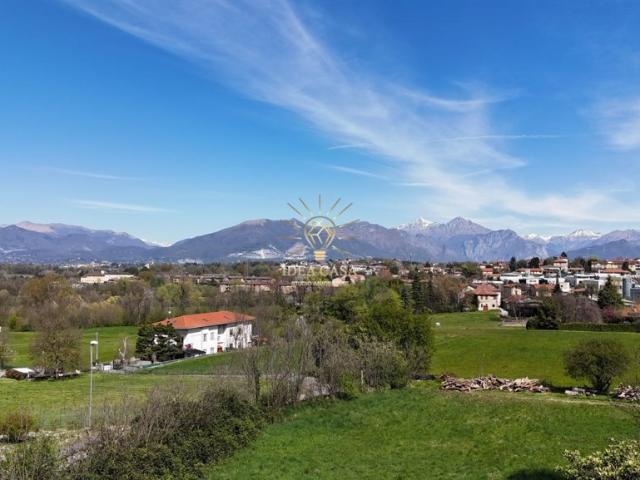 Quadrilocale in vendita a Veduggio con Colzano via Fontana 24