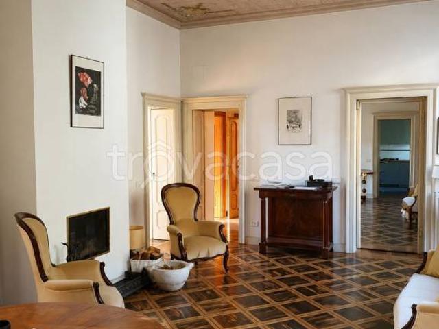 Appartamento in vendita a Castello Cabiaglio via Giuseppe Mazzini, 1