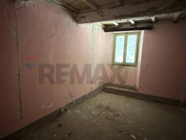 Quadrilocale in vendita a Castiglione in Teverina via del Poggetto, 7/9