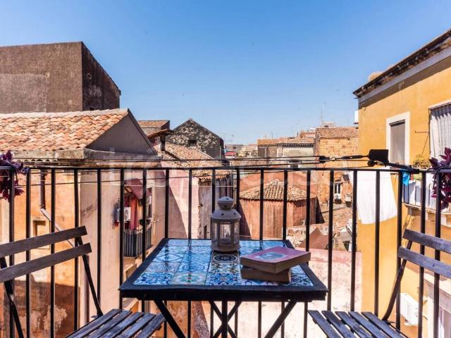 Quadrilocale in vendita a Catania via Gagliani, 13, Centro Storico