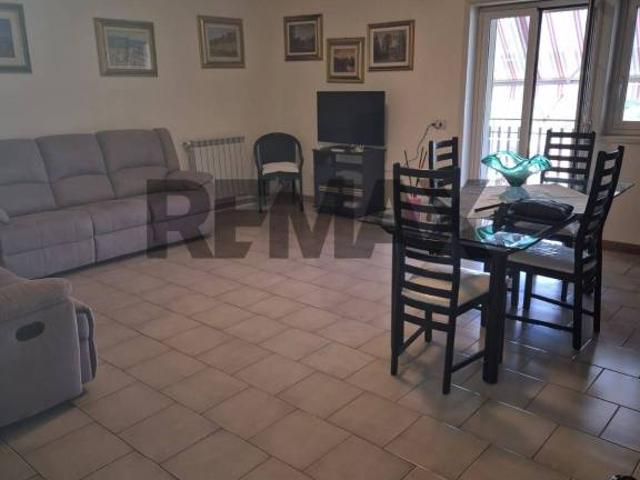 Quadrilocale in vendita a Catania via Immacolata, 57, San Giovanni Galermo
