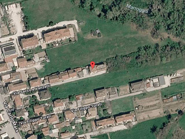 Quadrilocale in vendita a Cerreto di Spoleto via Sacco e Vanzetti 15
