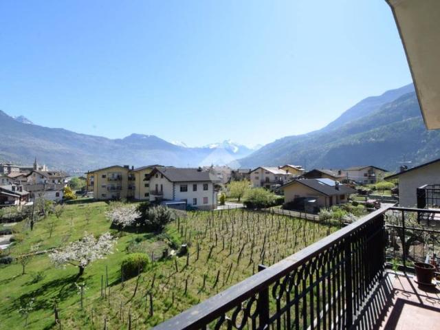 Quadrilocale in vendita a Châtillon