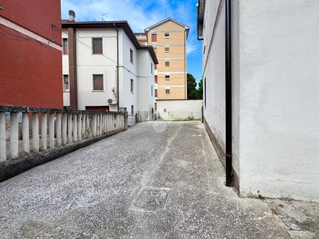 Quadrilocale in vendita a Chieti via Giuseppe Viola, 7