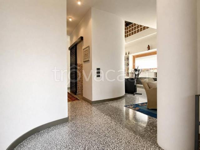 Quadrilocale in vendita a Creazzo via Pogge