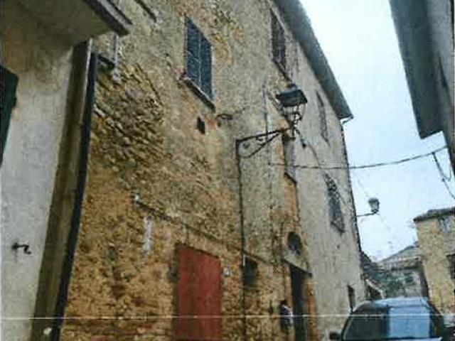 Quadrilocale in vendita a Deruta via Ripabianca