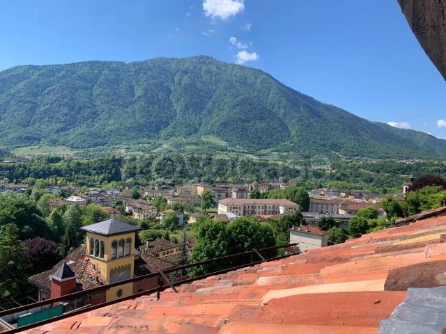 Quadrilocale in vendita a Feltre via Lorenzo Luzzo, 20