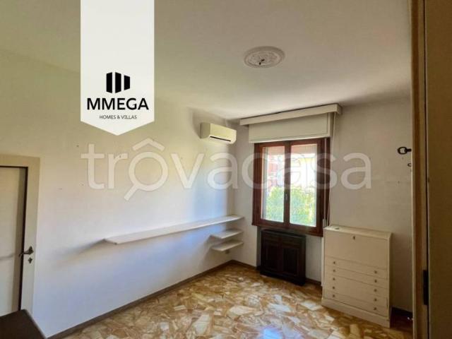 Quadrilocale in vendita a Firenze, Isolotto Talenti