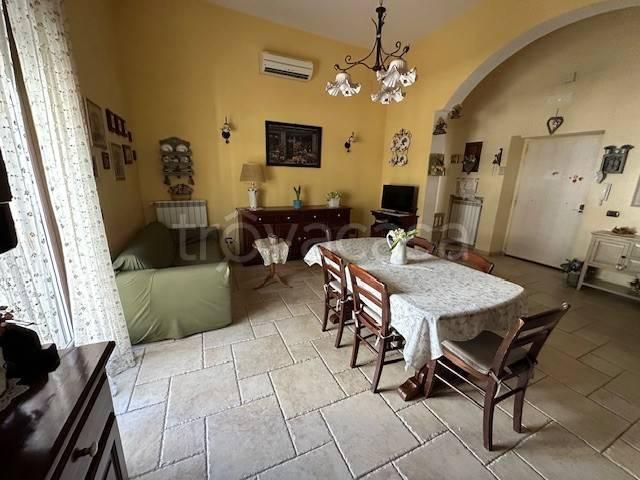 Quadrilocale in vendita a Foggia via Isonzo, 30, Stazione