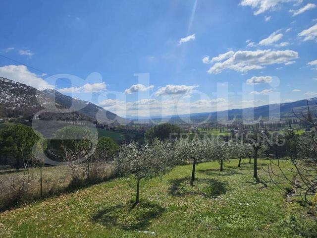 Quadrilocale in vendita a Gubbio