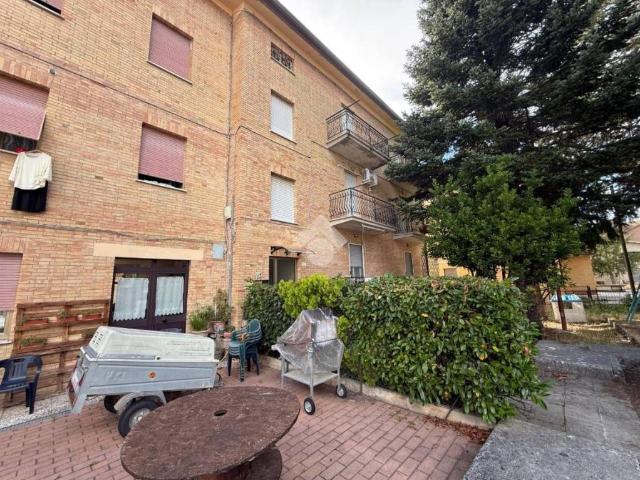 Quadrilocale in vendita a Padule, Gubbio