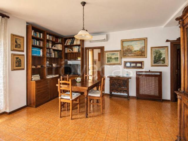 Quadrilocale in vendita a Pisa largo Catallo, 7, Porta Nuova Ingegneria