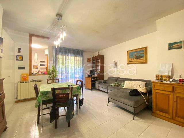 Quadrilocale in vendita a Rufina, Contea
