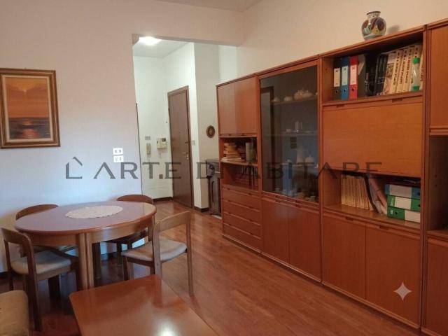 Quadrilocale in vendita a Ravenna via Rotta, San Biagio