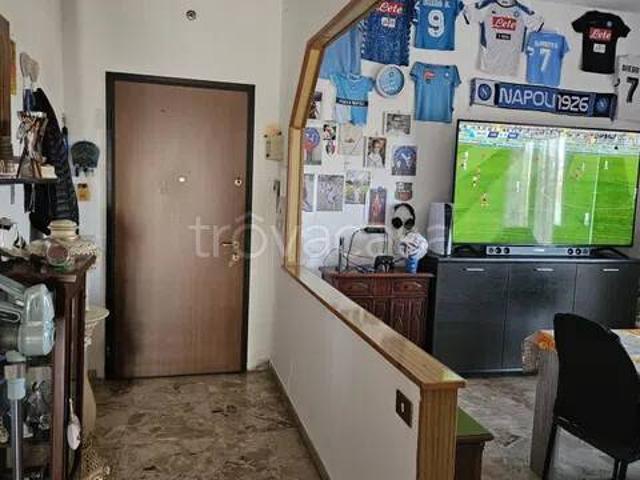 Quadrilocale in vendita a Reggio nell'Emilia, Orologio