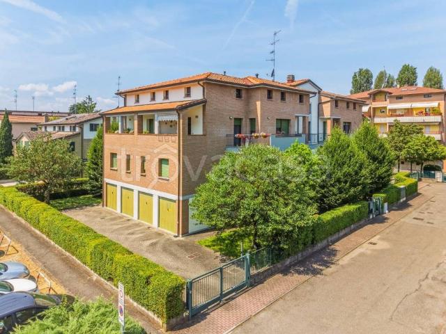 Quadrilocale in vendita a Reggio nell'Emilia, Buco del Signore Acque Chiare