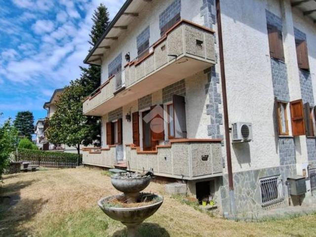 Villa bifamiliare in vendita a Riccò, Fornovo di Taro