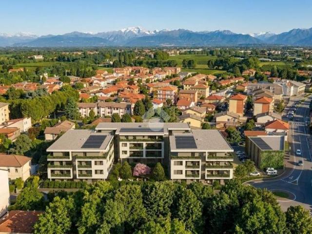 Quadrilocale in vendita a Robecco sul Naviglio via Adua, 25