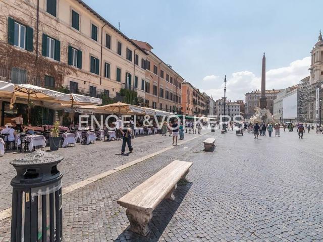 Quadrilocale in vendita a Roma, Piazza Navona