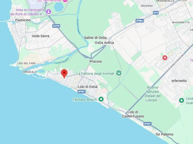 Quadrilocale in vendita a Roma via Francesco Grenet, 77, Ostia Ponente