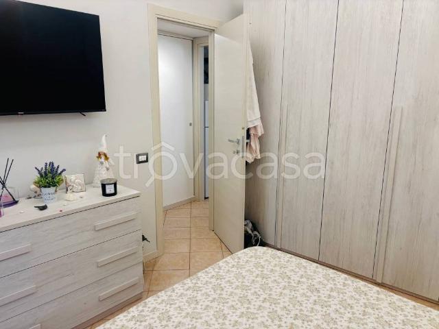 Quadrilocale in vendita a Roma via Valloriate, 38L, Casalotti
