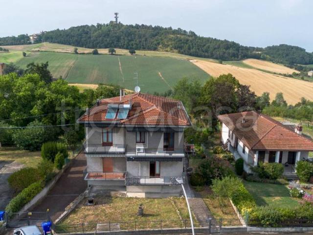 Quadrilocale in vendita a Salsomaggiore Terme, Salsomaggiore Terme