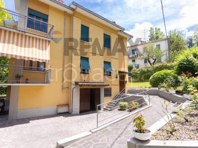 Quadrilocale in vendita a Salsomaggiore Terme, Salsomaggiore Terme