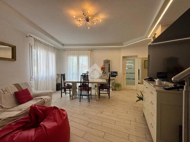 Quadrilocale in vendita a San Giorgio delle Pertiche via Roma, 200