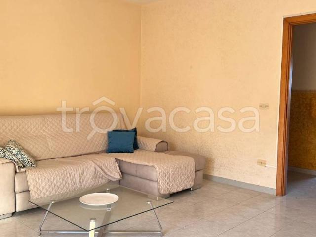 Quadrilocale in vendita a Santa Teresa di Riva via Sparagonà, 196