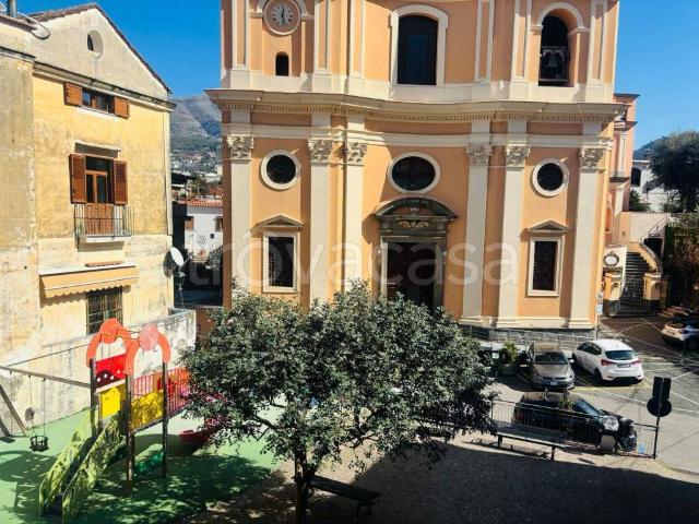 Quadrilocale in vendita a Seiano, Vico Equense