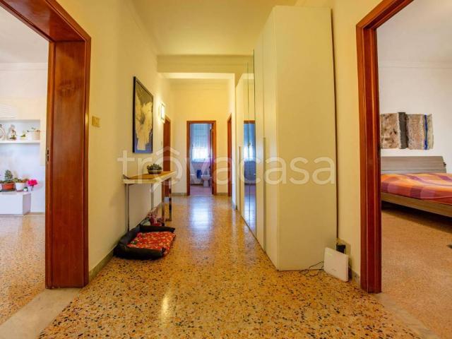 Quadrilocale in vendita a Siena via Enea Ciacci, San Prospero