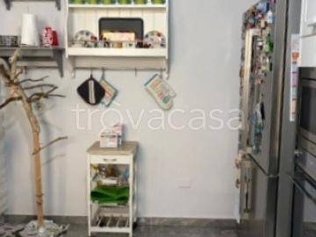 Quadrilocale in vendita a Siracusa via Ippolito Nievo, Belvedere Tremmilia