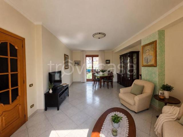 Quadrilocale in vendita a Solofra via Regina Margherita