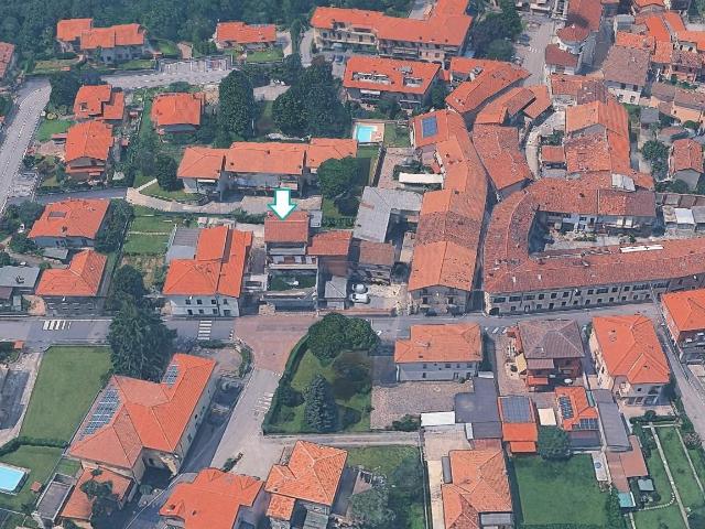 Quadrilocale in vendita a Solza