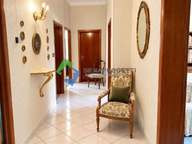 Quadrilocale in vendita a Sovicille via Mazzini