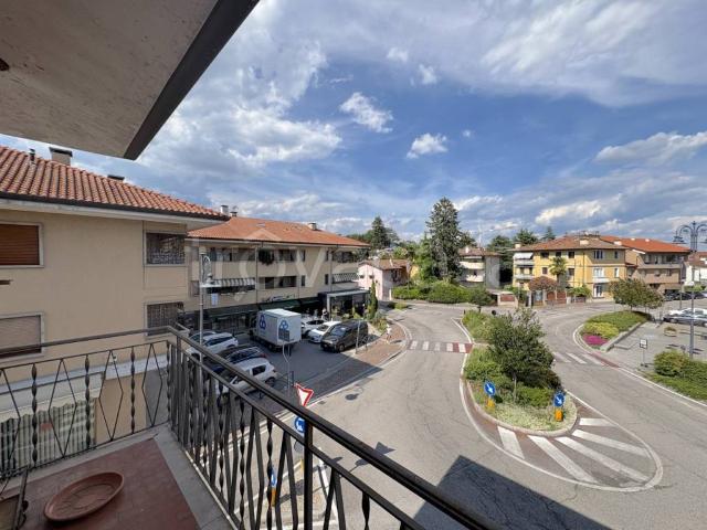 Quadrilocale in vendita a Tavagnacco piazza Giuseppe Garibaldi, Colugna