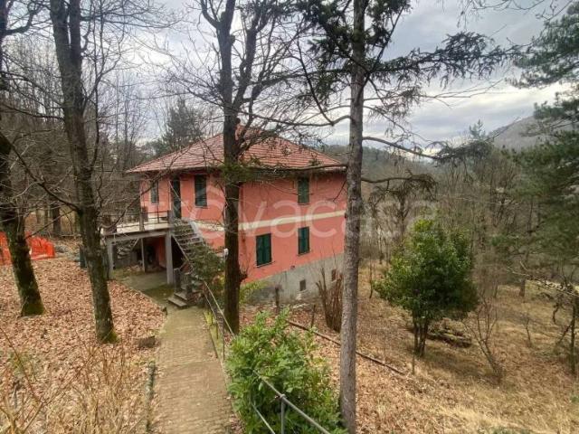 Quadrilocale in vendita a Tiglieto